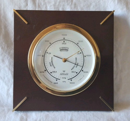 Altes barometer marke - barometer, höhe