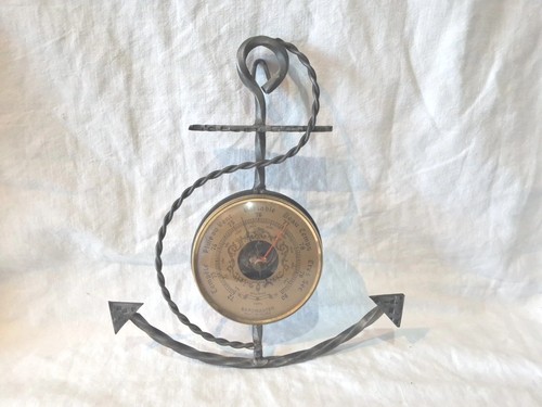 Barometer baromaster - barometer,